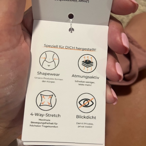 Boom Booty Leggings MEDIUM - Picture 4 of 4